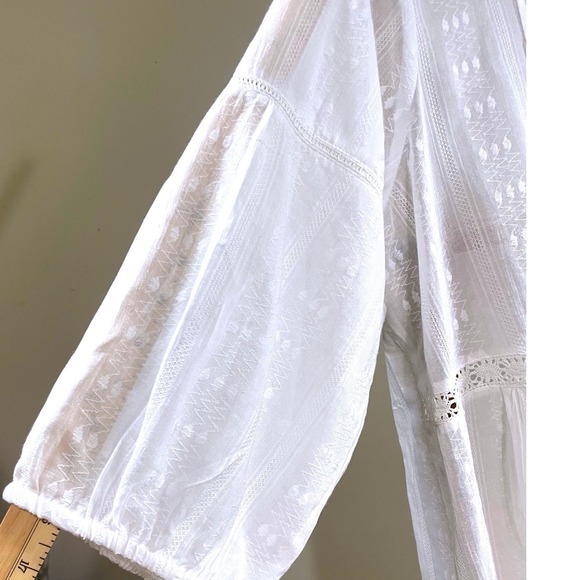 Rebecca Malone Women's 2XL White Embroidered Lace Blouse Button Down Top Chic - Picture 4 of 9